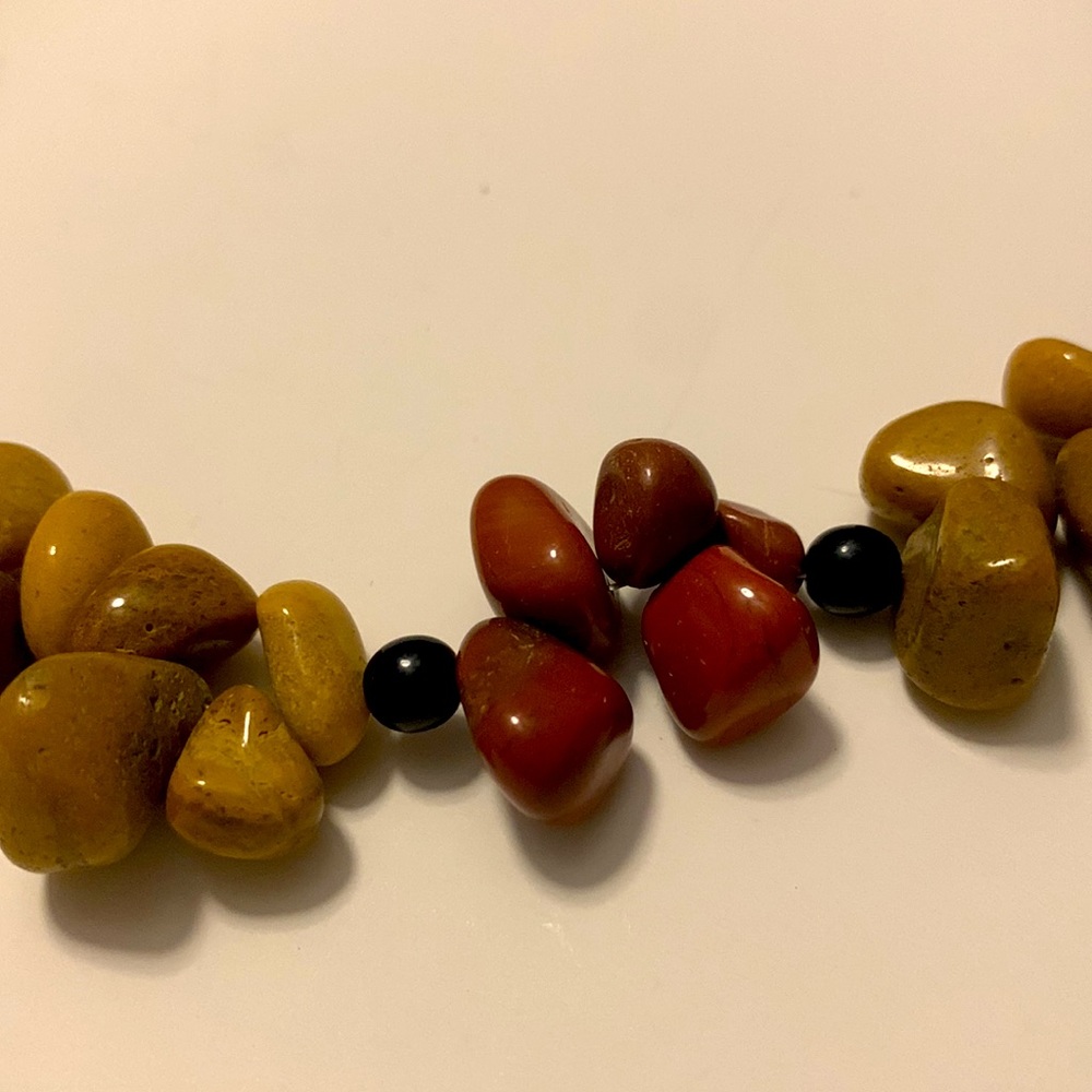 Jasper and Onyx Necklace - Picture 2 of 4